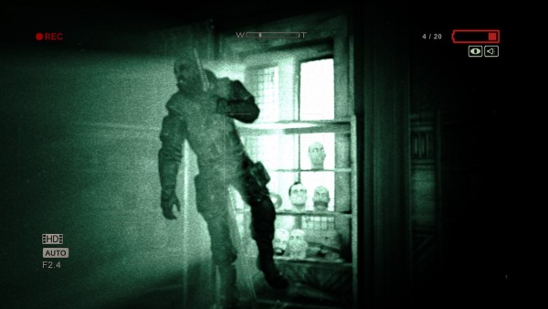 Outlast: Bundle of Terror